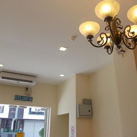 Dream Inn Hotel Bandar Mahkota Cheras Екстериор снимка