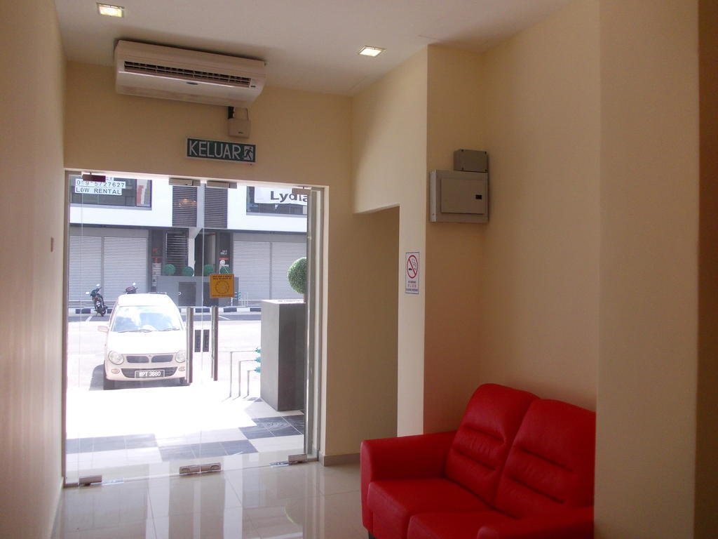 Dream Inn Hotel Bandar Mahkota Cheras Екстериор снимка
