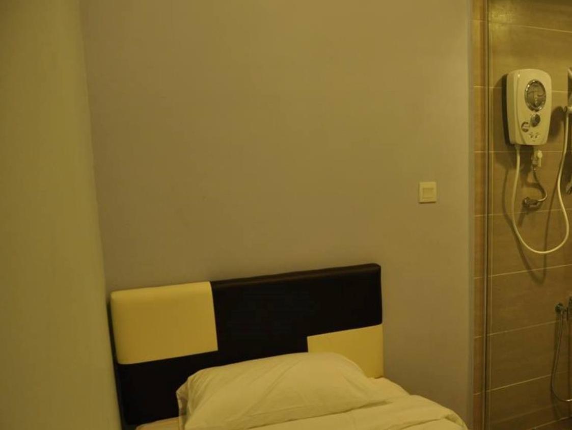 Dream Inn Hotel Bandar Mahkota Cheras Екстериор снимка